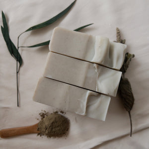 Spa Dead Sea Mud Tea Tree, Eucalyptus & Mint Signature Handcrafted Palm Oil Free Soap