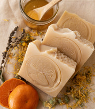 Load image into Gallery viewer, Hive Honey &amp; Calendula Handcrafted Soap
