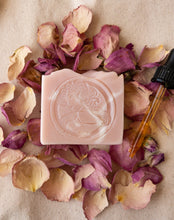 Load image into Gallery viewer, Rosa Rosehip &amp; Geranium Signature Handcrafted Palm Oil Free Soap
